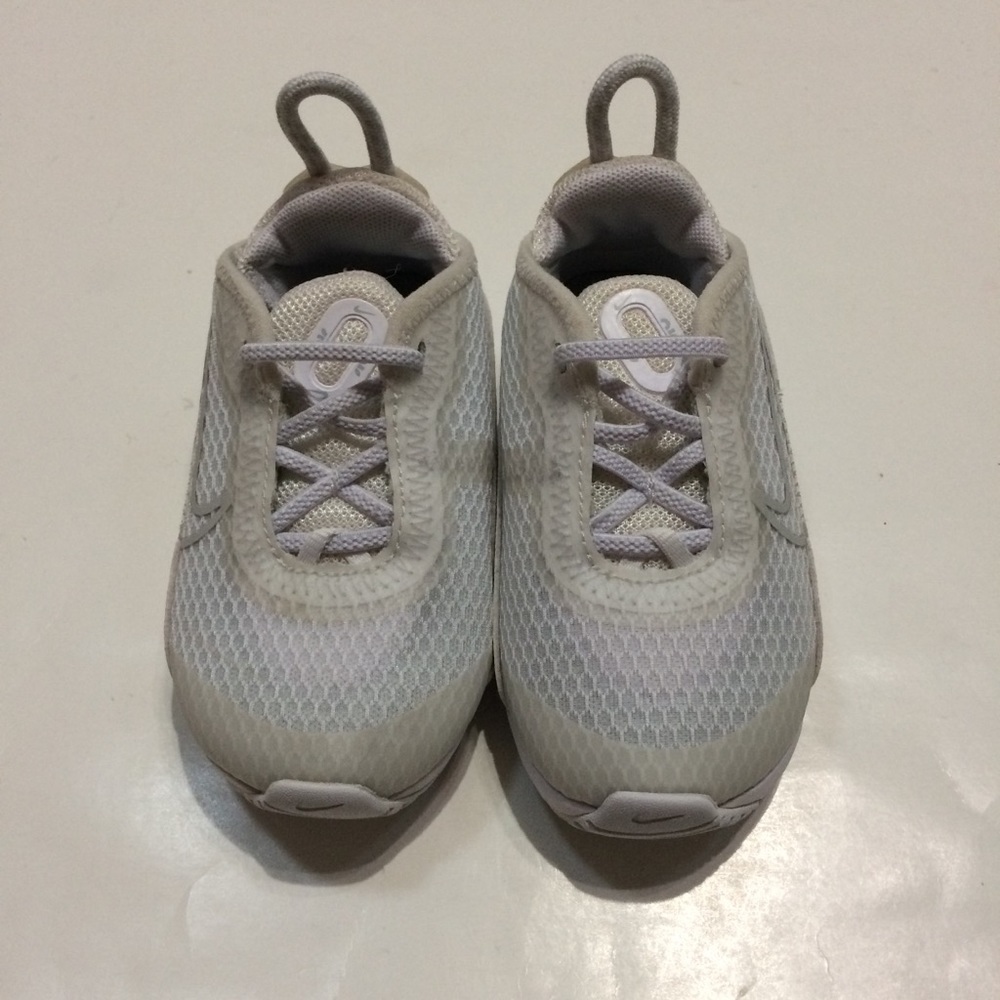 Nike Air Max 2090 Sneakers